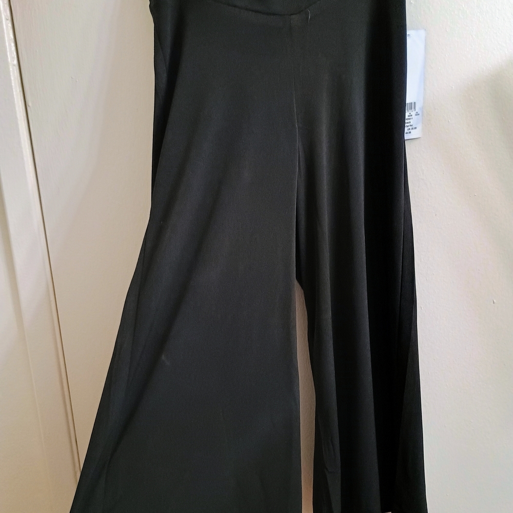 Chic Black Women's Wide-Leg Pants